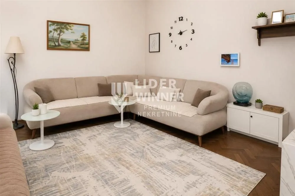 Prodaja, četvorosoban stan, 110m², Klinički Centar, Beograd