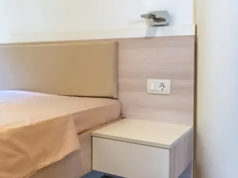 Prodaja, trosoban stan, 234m², Bečići, Budva - image 12