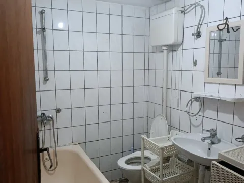 Rent, one bedroom apartment, 40m², Stari Aerodrom, Podgorica - image 5