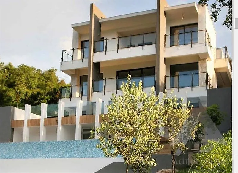 Prodaja, kuća, 770m², Tivat, Crna Gora