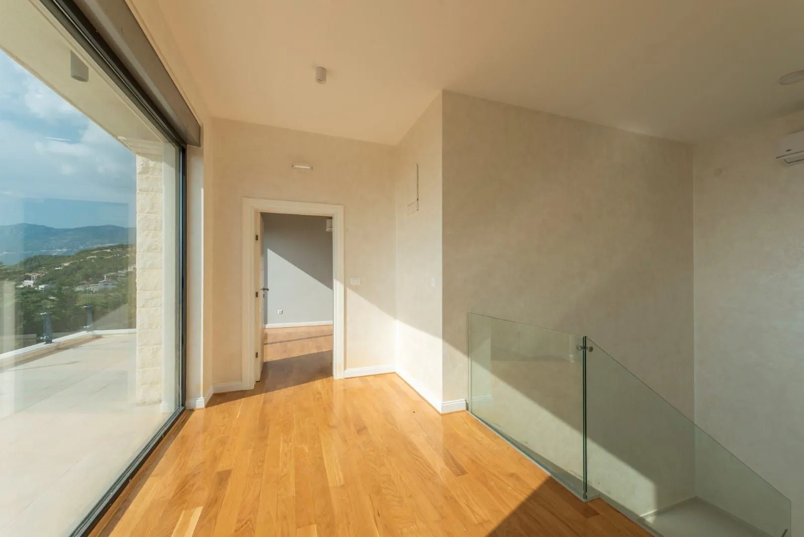 Sale, house, 327m², Tudorovići, Budva