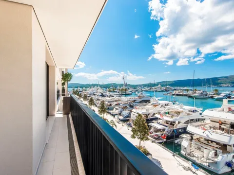 Prodaja, dvosoban stan, 144m², Porto Montenegro, Tivat - image 4