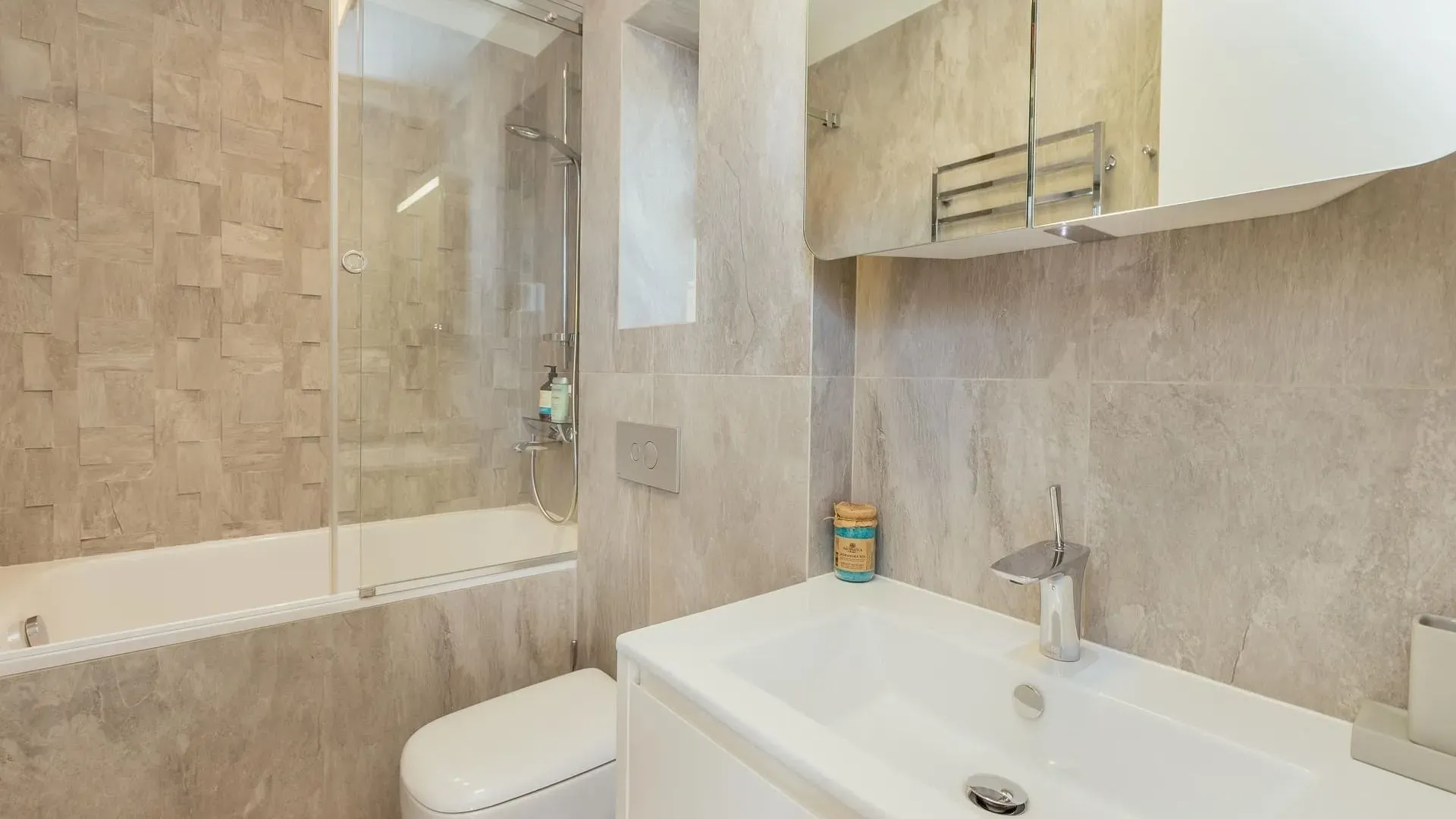 Sale, house, 320m², Pržno, Budva