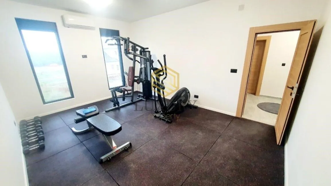 Rent, house, 190m², Tološi, Podgorica