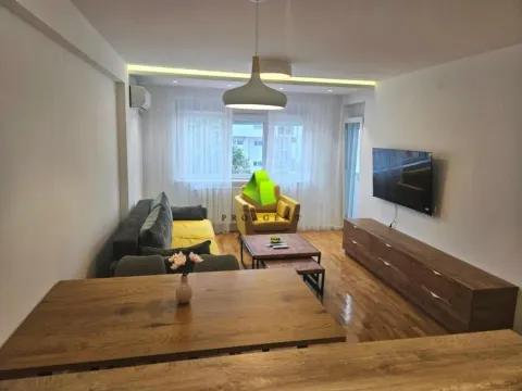 Rent, three bedroom apartment, 73m², Medijana, Niš