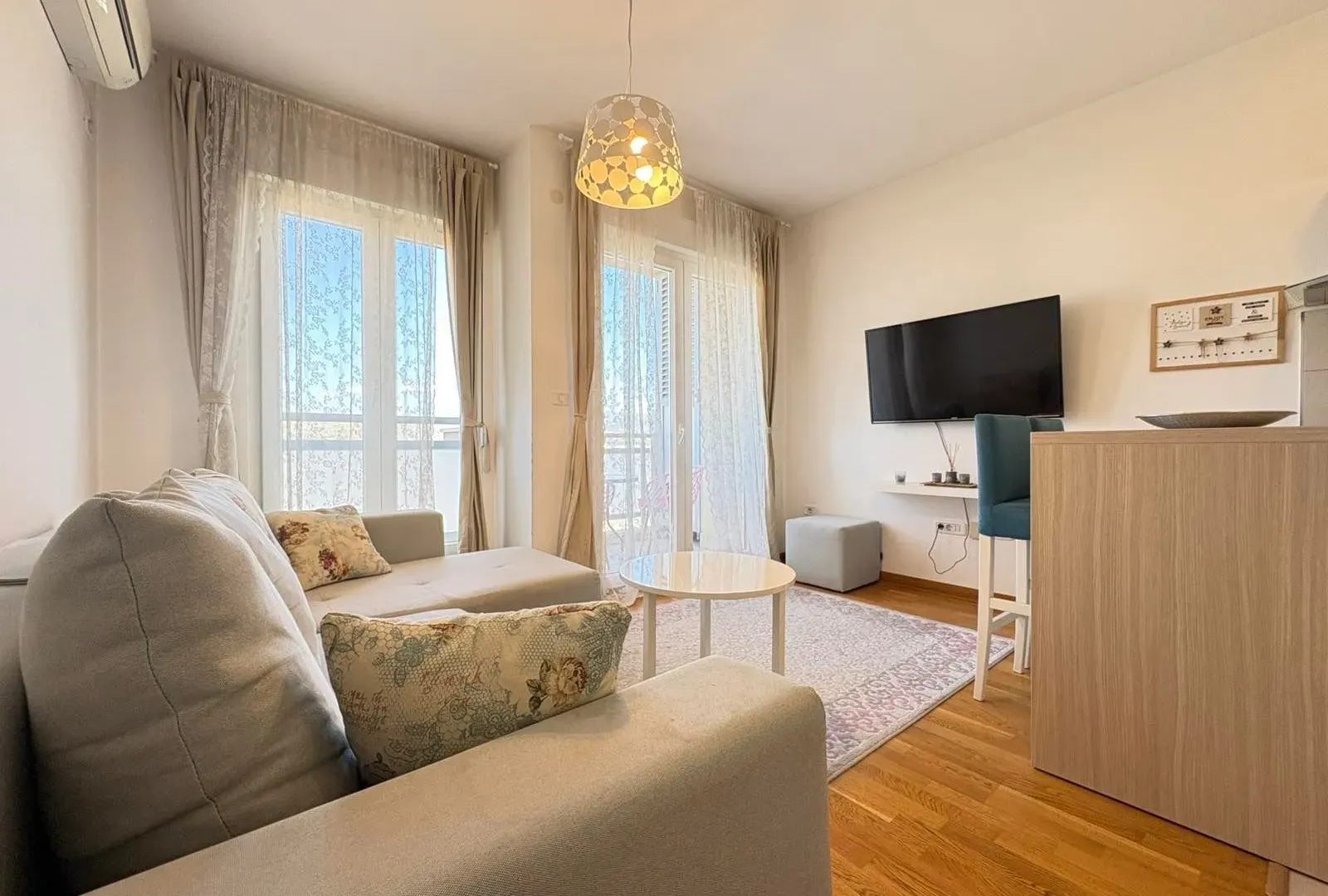 Izdavanje, garsonjera, 30m², City Kvart, Podgorica