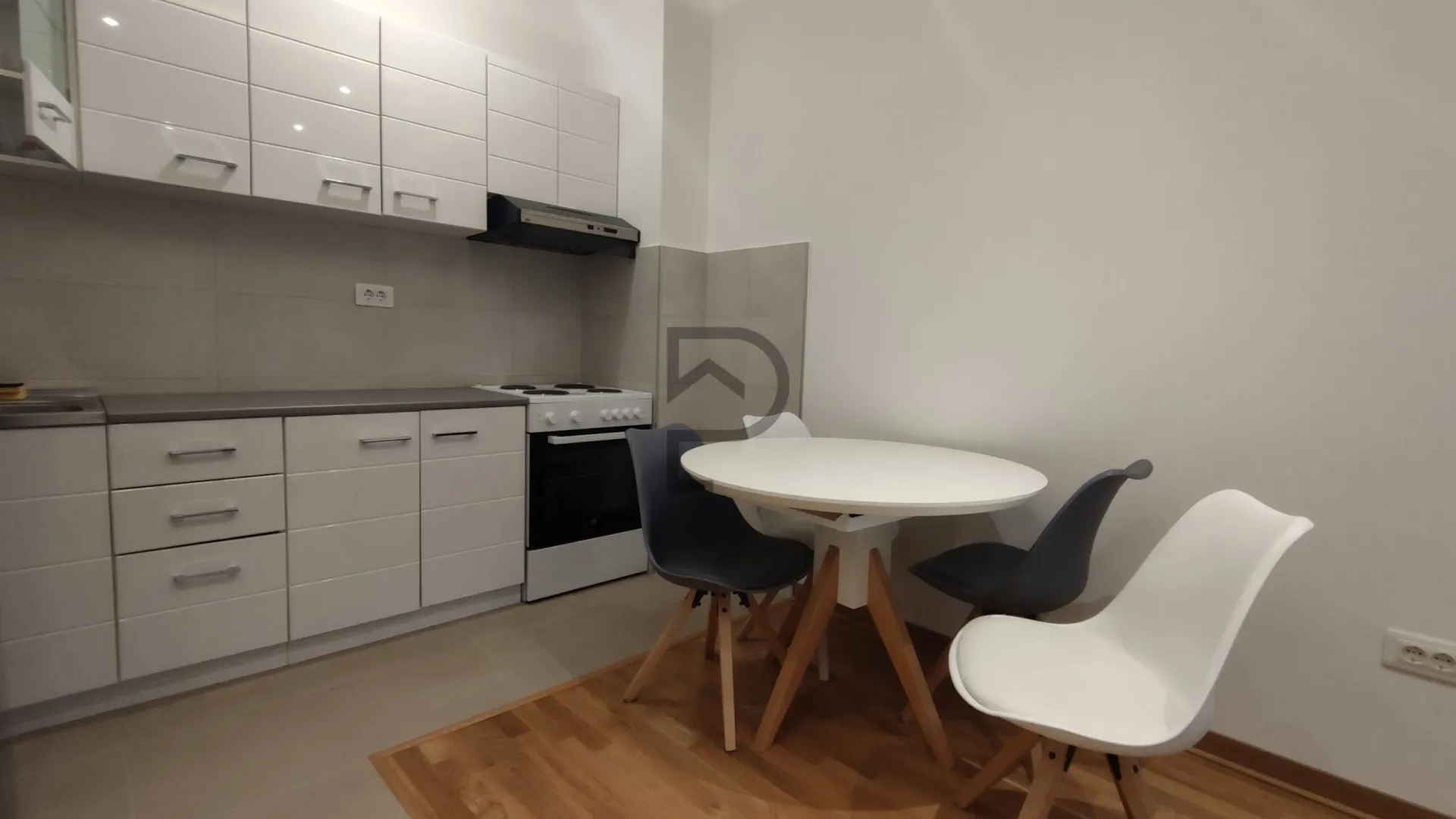 Rent, one bedroom apartment, 45m², City Kej, Podgorica