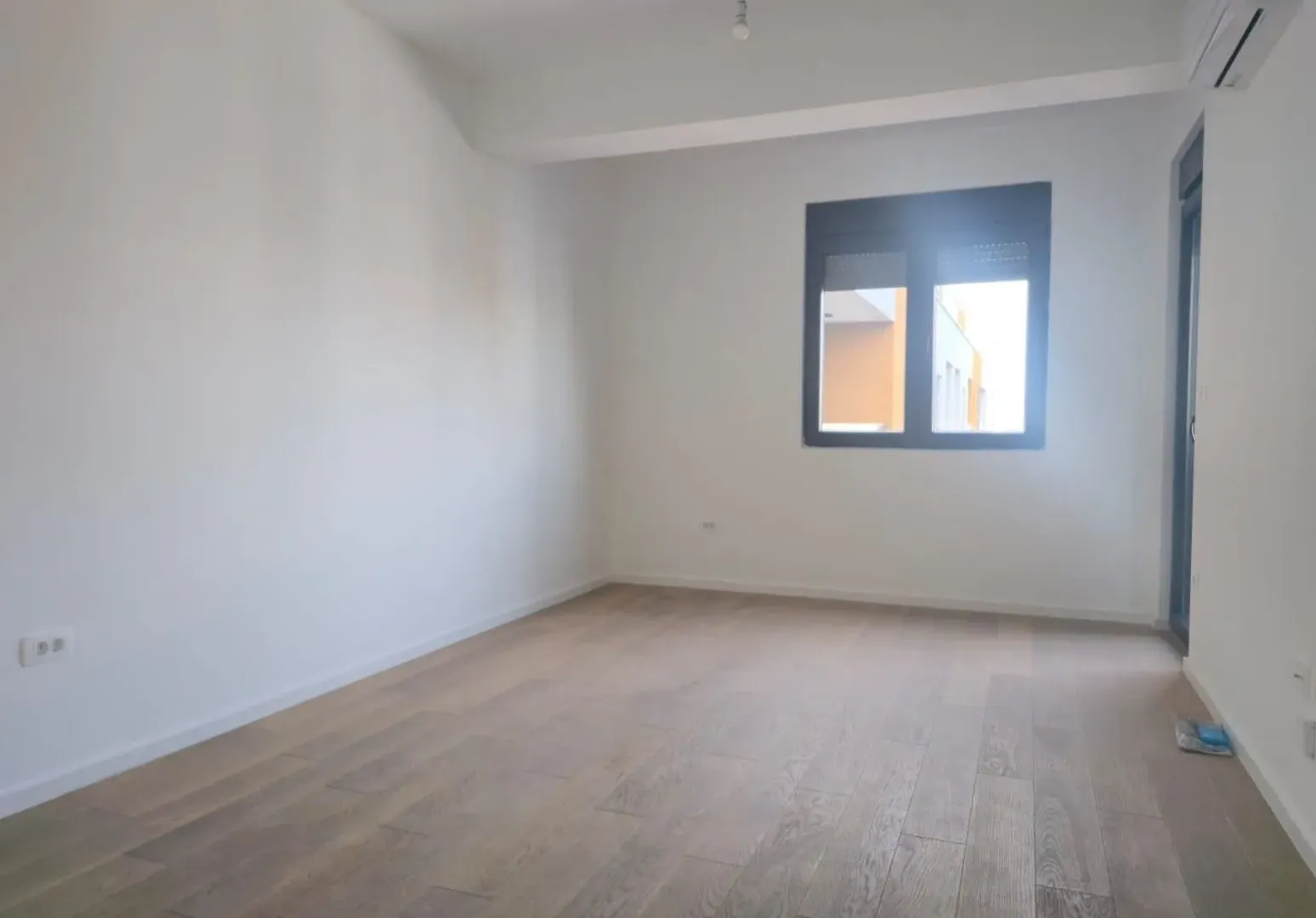 Prodaja, jednosoban stan, 43m², Stari Aerodrom, Podgorica