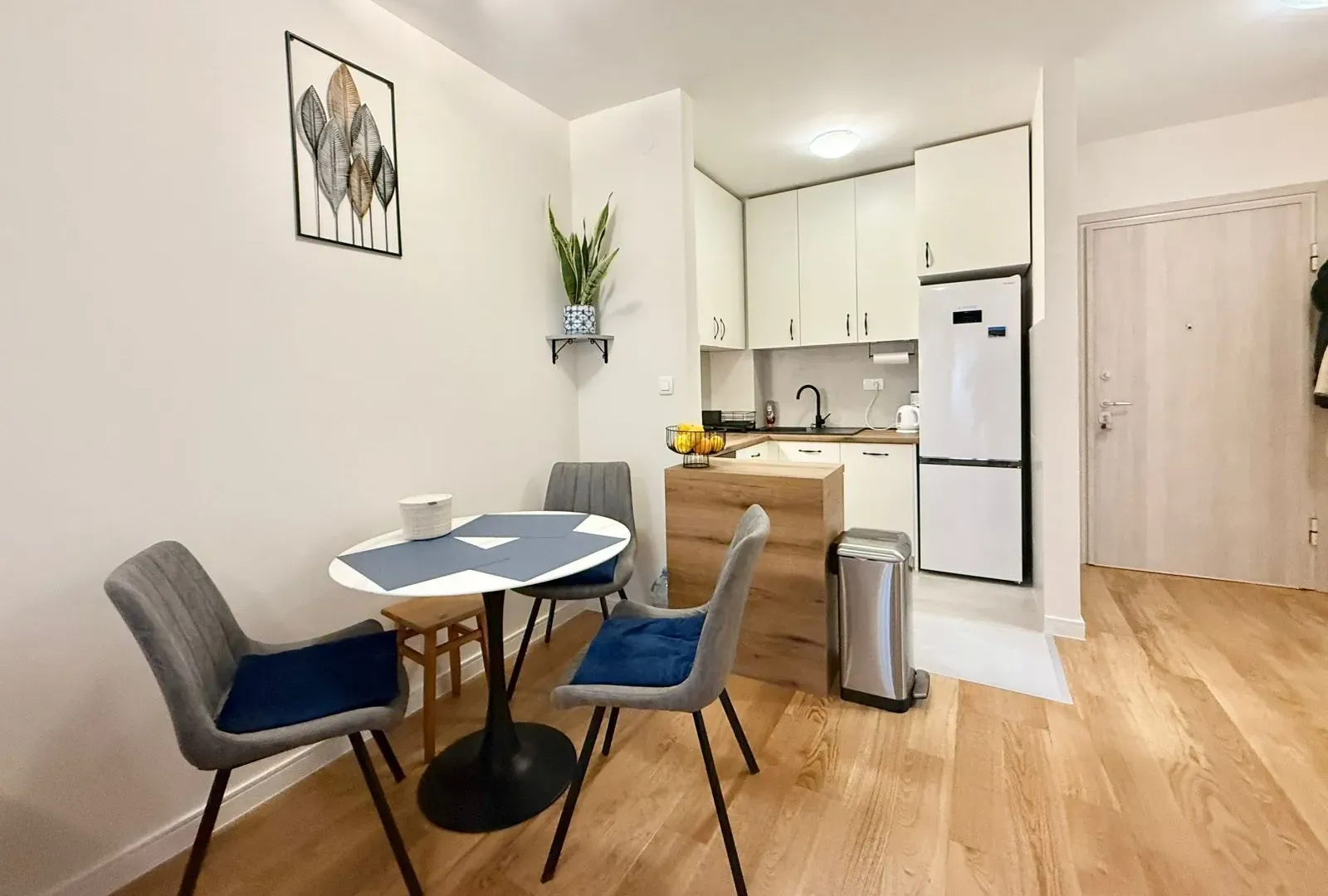 Prodaja, jednosoban stan, 40m², Central Point, Podgorica