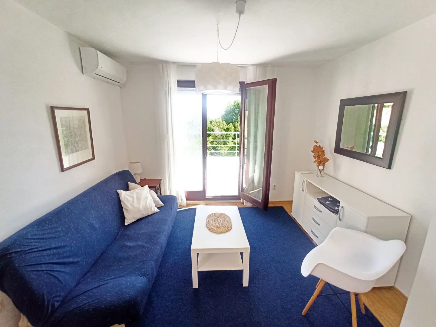 Izdavanje, jednosoban stan, 65m², Lazi, Budva
