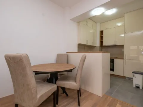 Izdavanje, stan, 58m², Momišići, Podgorica - image 4