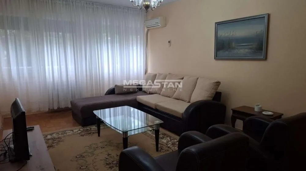Izdavanje, dvosoban stan, 67m², Novi Beograd Sve Podlokacije, Beograd