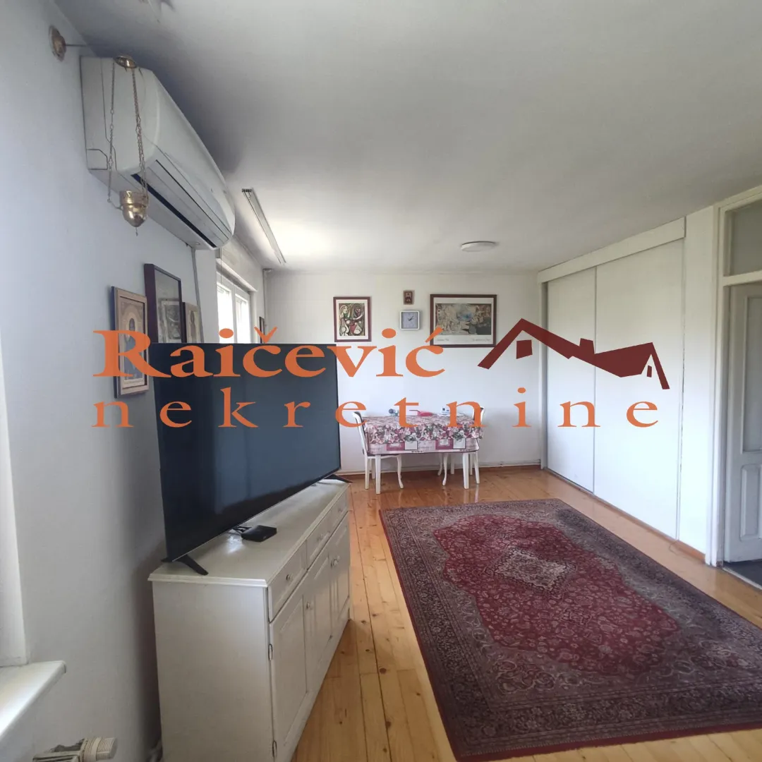 Prodaja, kuća, 240m², Opovo, Srbija