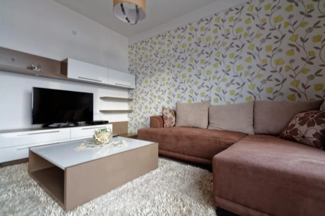 Izdavanje, jednosoban stan, 50m², Opatovo, Tivat