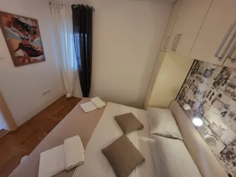 Rent, one bedroom apartment, 50m², Petrovac, Budva - image 22