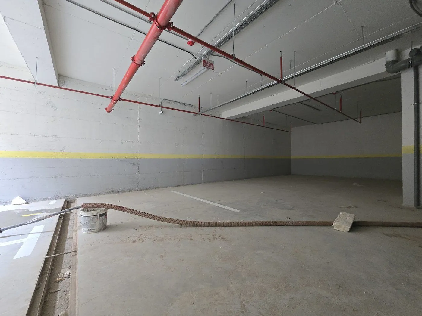 Rent, office space, 306m², Stari Aerodrom, Podgorica