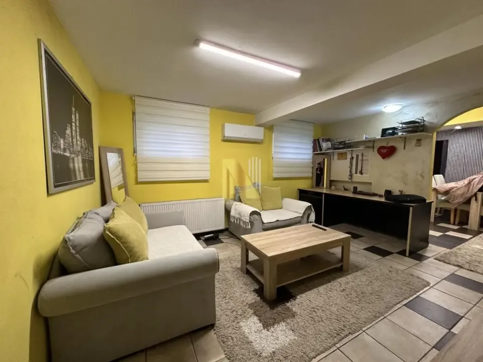 Sale, three bedroom apartment, 68m², Adamovićevo Naselje, Novi Sad Sve Podlokacije