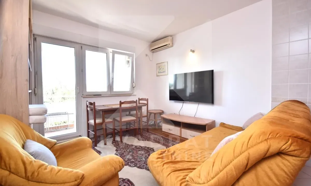 Izdavanje, jednosoban stan, 33m², Preko Morače, Podgorica