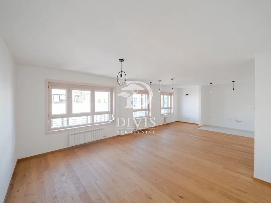 Sale, four bedroom apartment, 128m², Vračar Hram, Vračar Sve Podlokacije