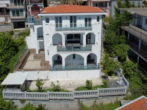 Sale, house, 280m², Kruče, Ulcinj
