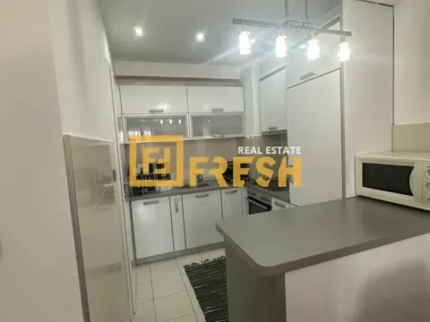 Prodaja, jednosoban stan, 51m², Stari Aerodrom, Podgorica - image 5