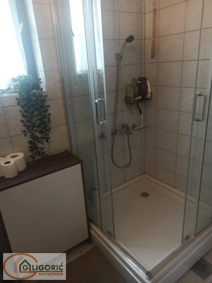 Prodaja, kuća, 204m², Grocka, Beograd