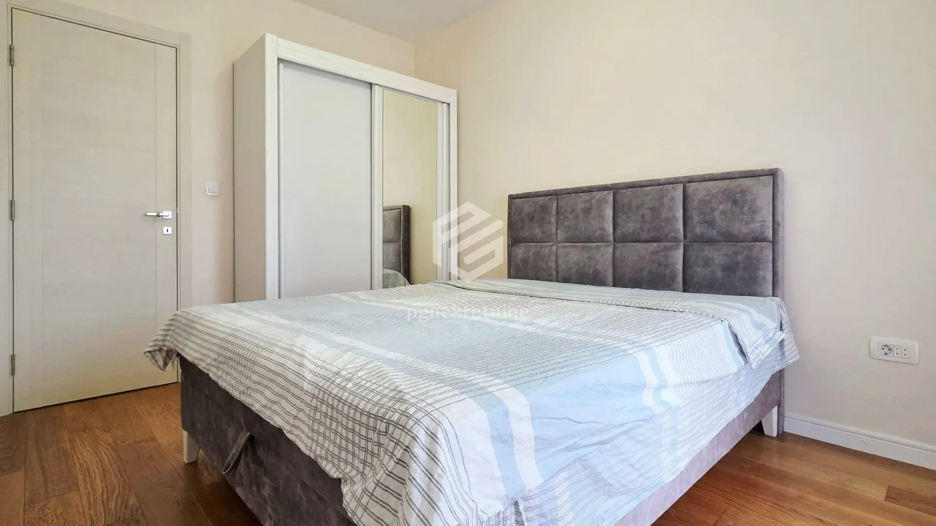 Rent, one bedroom apartment, 49m², Central Point, Podgorica