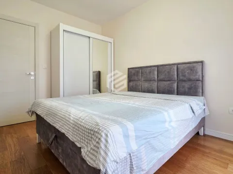 Izdavanje, jednosoban stan, 49m², Central Point, Podgorica - image 8