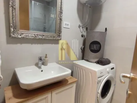 Izdavanje, jednosoban stan, 40m², Centar, Novi Sad - image 8