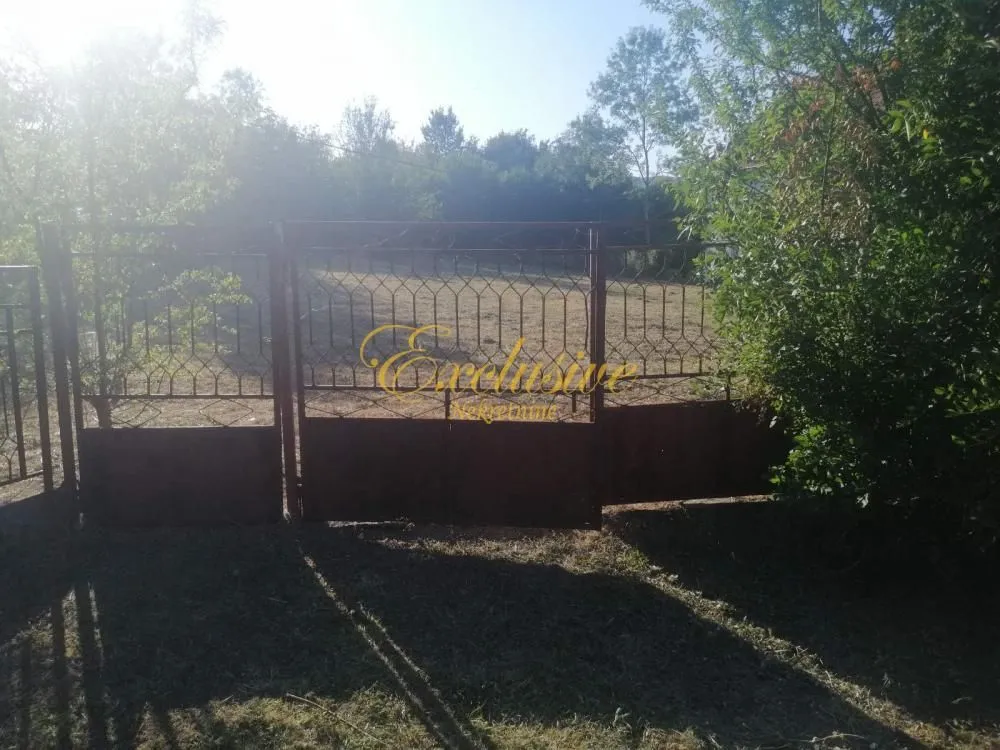 Prodaja, plac, 1500m², Koraćica, Mladenovac