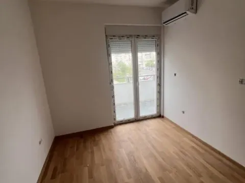 Prodaja, jednosoban stan, 45m², Podgorica, Crna Gora - image 2