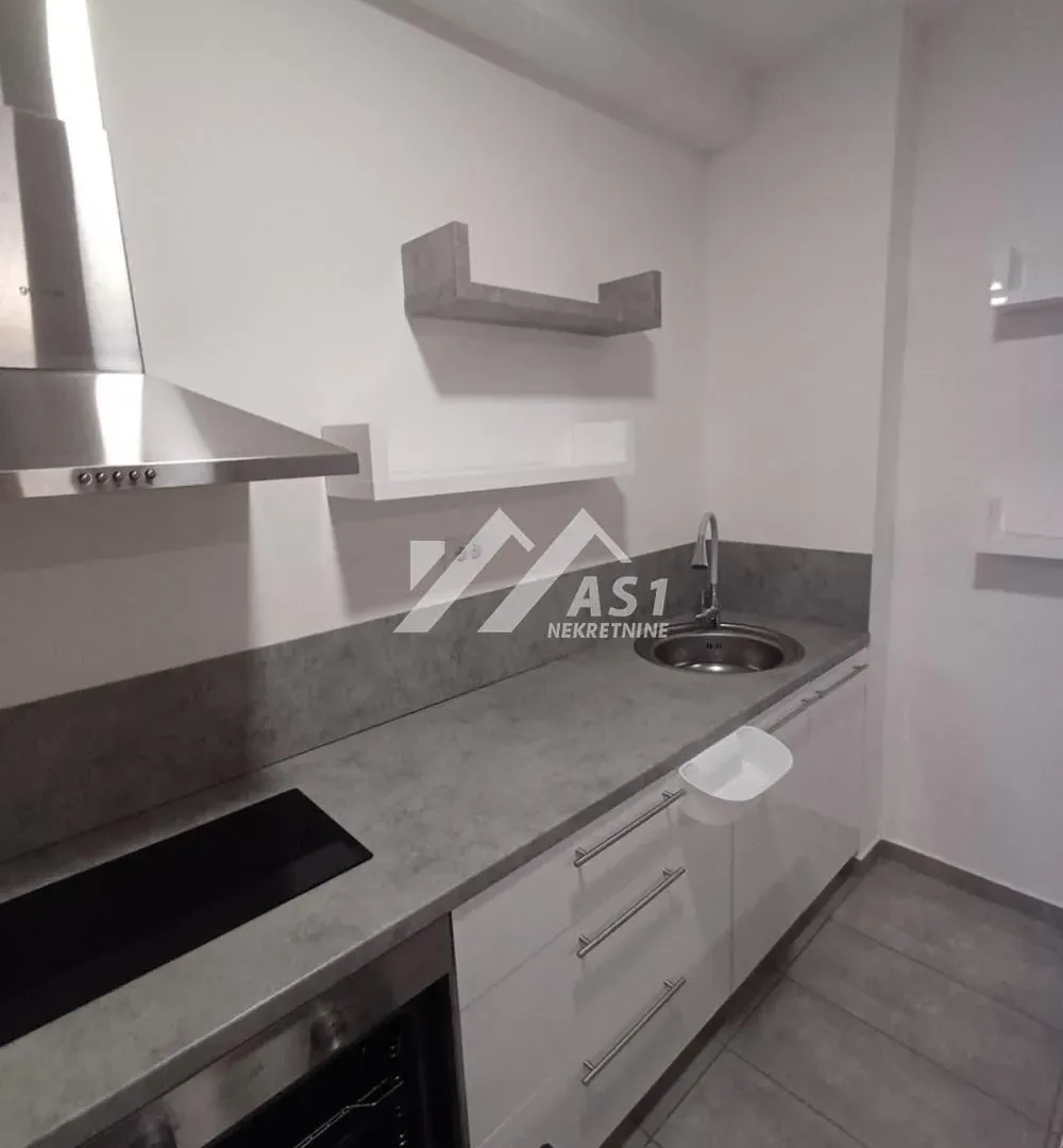 Prodaja, dvosoban stan, 44m², Podbara, Novi Sad Sve Podlokacije