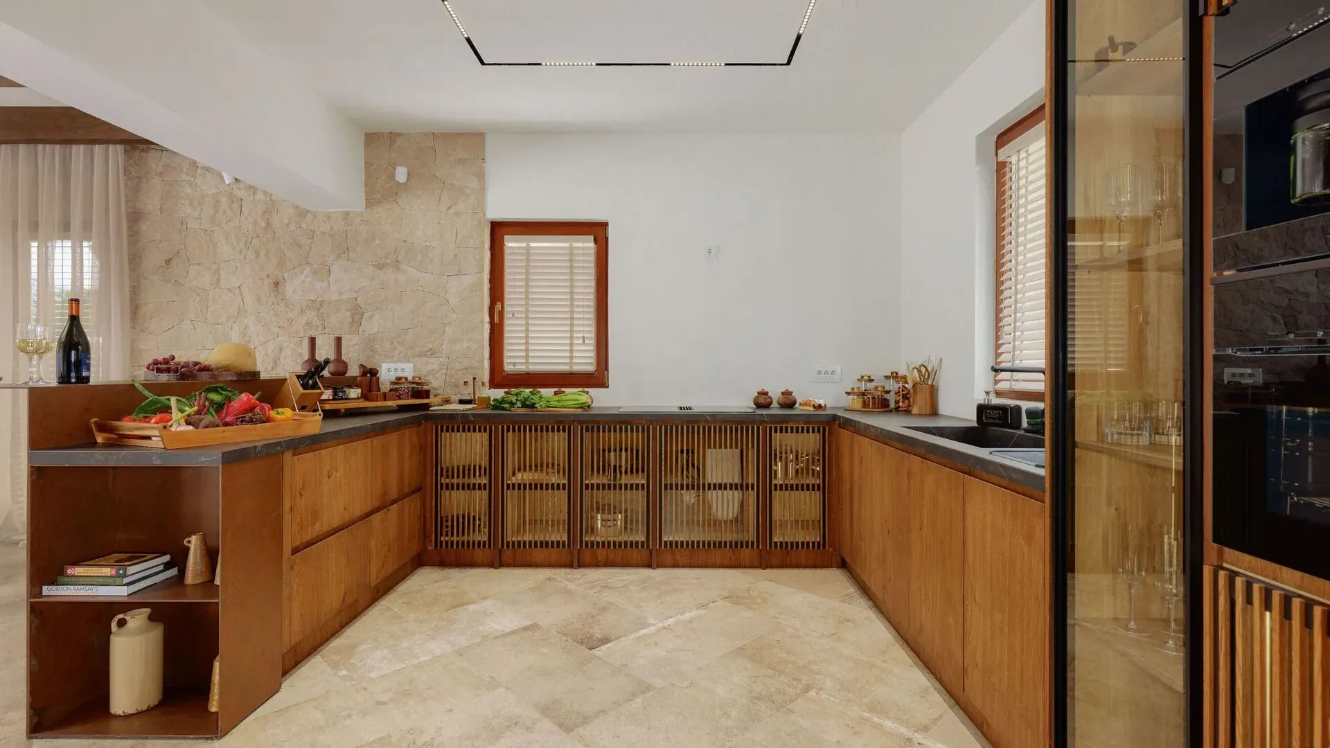 Sale, house, 420m², Dobrota, Kotor