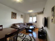 Izdavanje, dvosoban stan, 64m², Stari Aerodrom, Podgorica - image 1