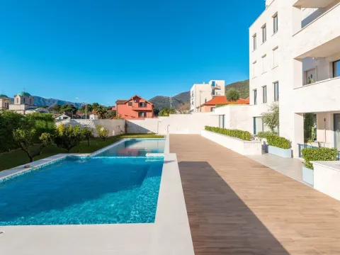 Prodaja, dvosoban stan, 103m², Centar, Tivat - image 15