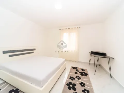 Izdavanje, dvosoban stan, 75m², Autobuska stanica, Podgorica - image 4