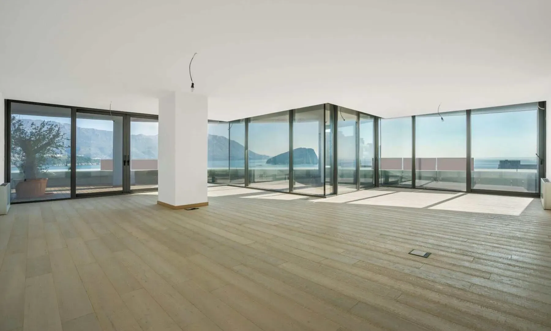 Sale, three bedroom apartment, 270m², Budva, Crna Gora