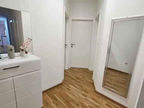 Izdavanje, trosoban stan, 80m², Adice, Novi Sad Sve Podlokacije - image 7