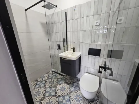 Prodaja, trosoban stan, 85m², Stari grad, Novi Sad - image 13