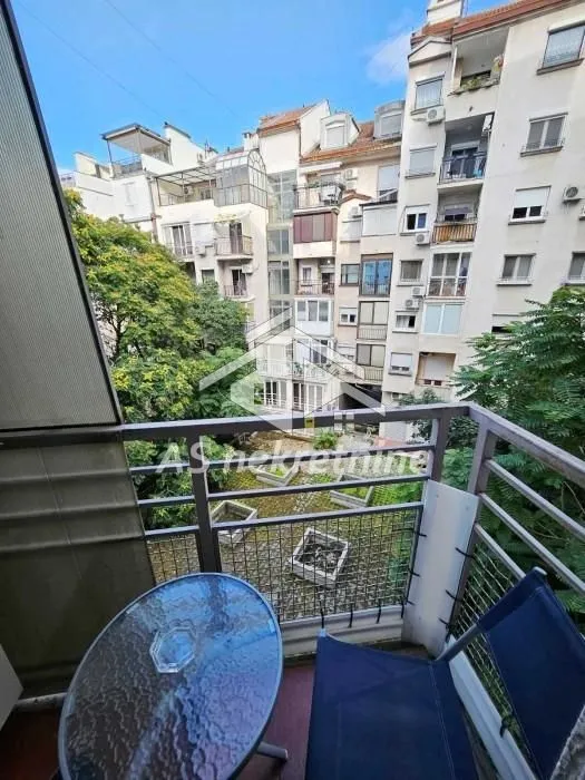 Rent, three bedroom apartment, 80m², Stari Grad, Beograd