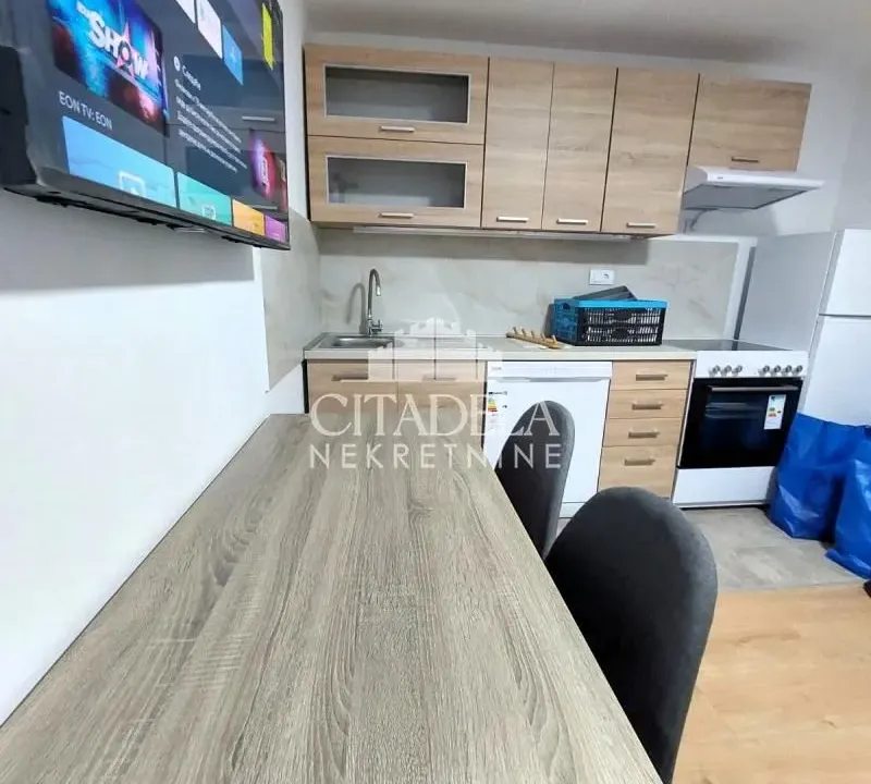 Izdavanje, dvosoban stan, 30m², Voždovac Sve Podlokacije, Beograd