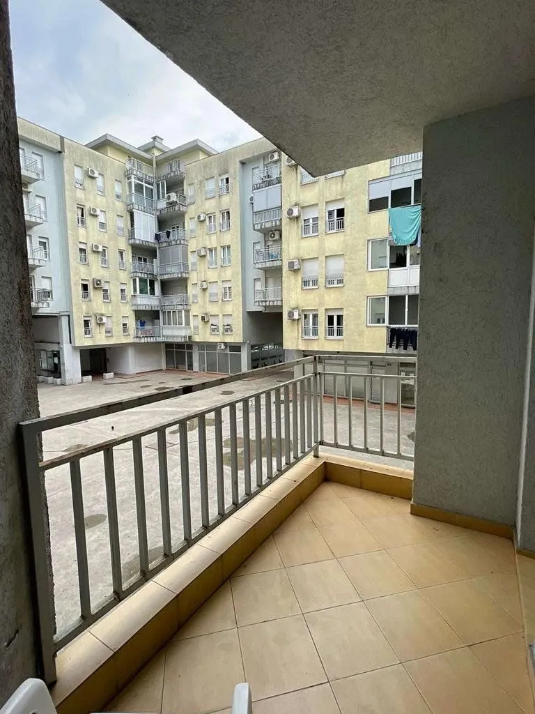 Rent, one bedroom apartment, 60m², Blok 9, Podgorica