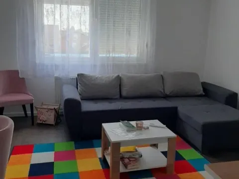 Prodaja, garsonjera, 28m², Lipov gaj, Novi Sad Sve Podlokacije