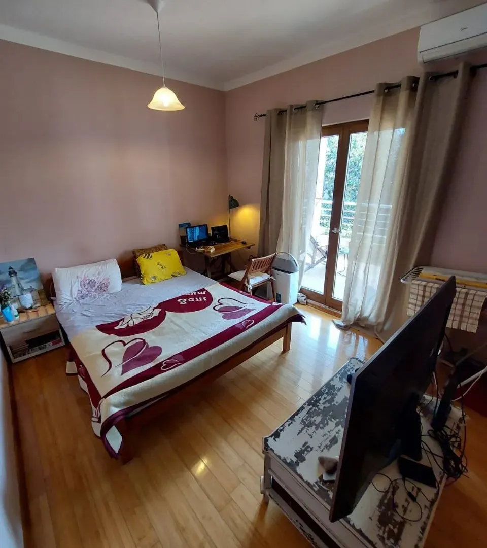 Prodaja, četvorosoban stan, 142m², Risan, Kotor
