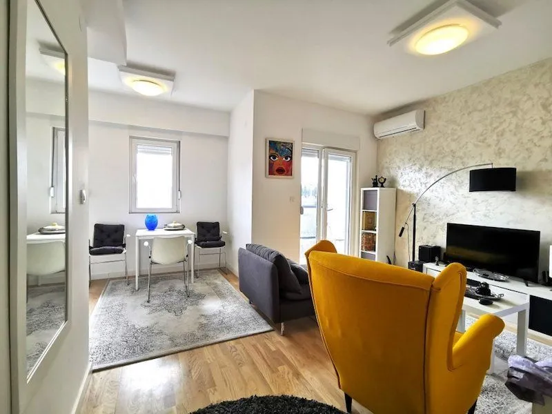 Rent, studio apartment, 33m², Centar, Podgorica