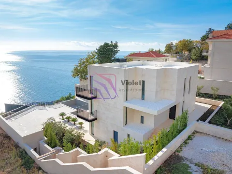 Prodaja, kuća, 580m², Reževići, Budva - image 19