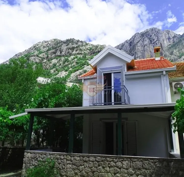 Prodaja, kuća, 78m², Kotor, Crna Gora