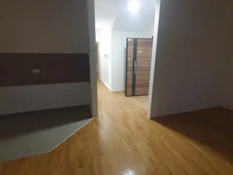 Prodaja, dvosoban stan, 58m², Mišeluk, Petrovaradin - image 6