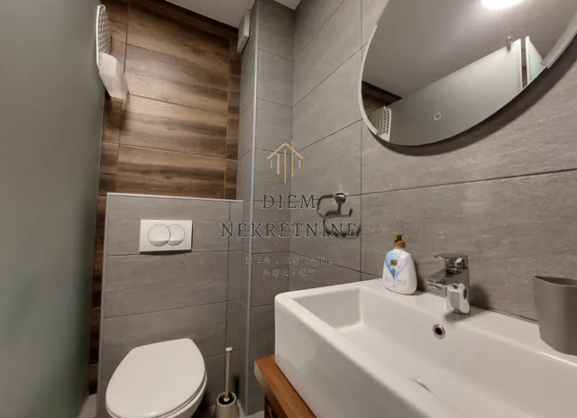 Rent, two bedroom apartment, 70m², Dobrota, Kotor