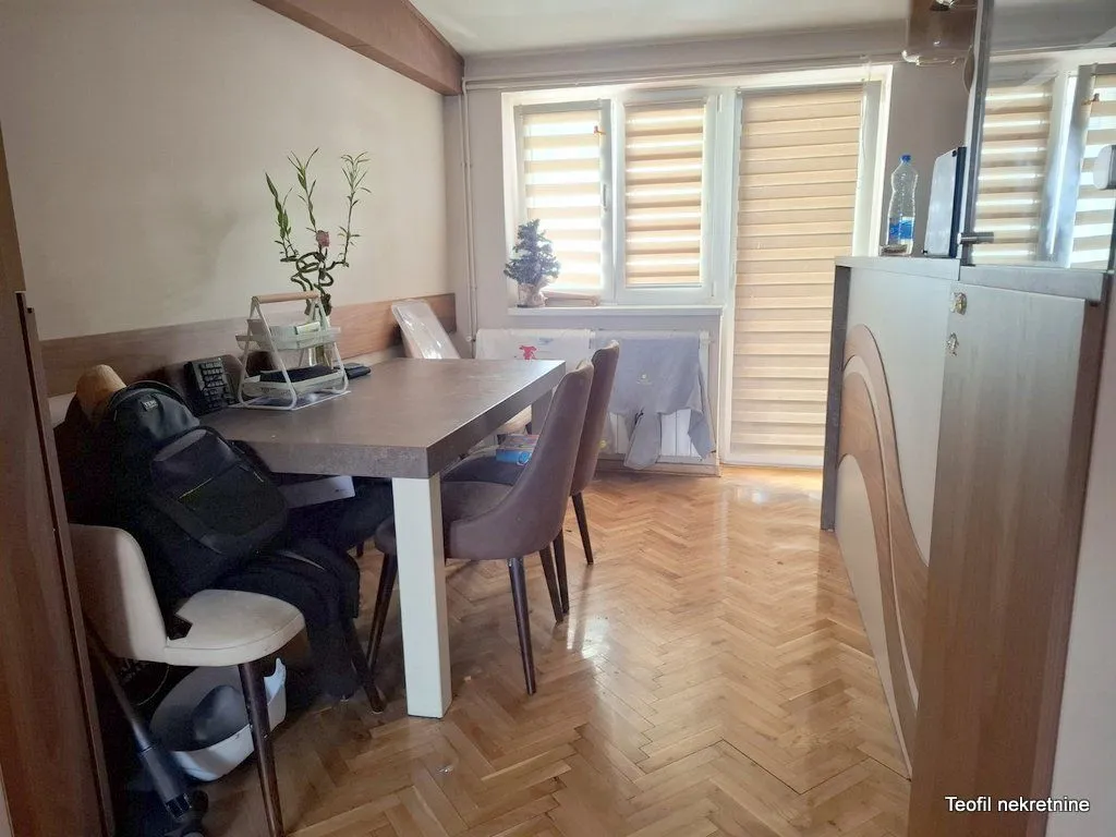 Sale, three bedroom apartment, 80m², Gundulićev Venac, Beograd
